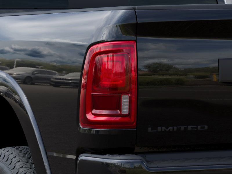 New 2026 RAM 2500 Limited AWD/4WD image 9
