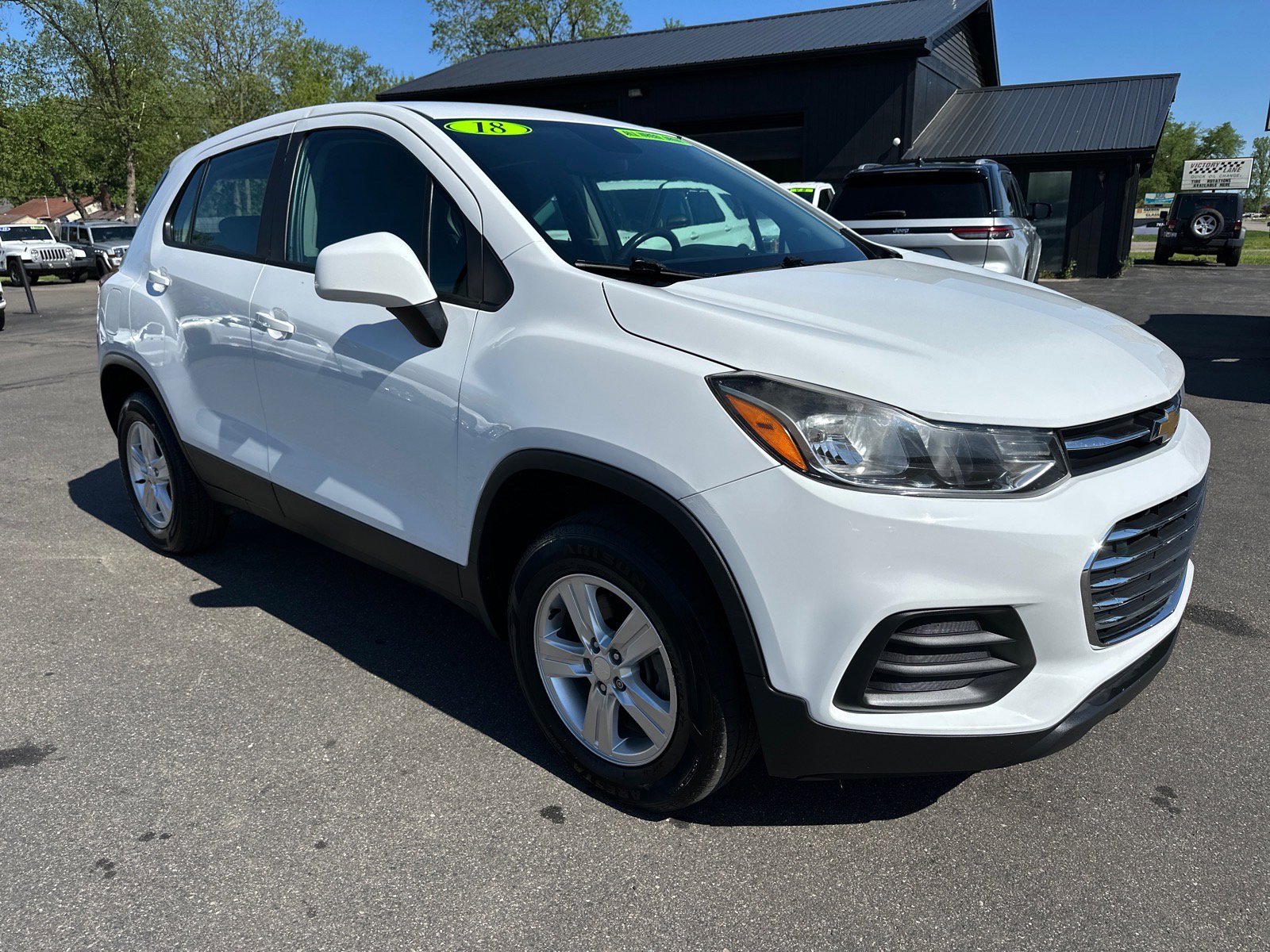 Used 2018 Chevrolet Trax LS AWD/4WD image 1