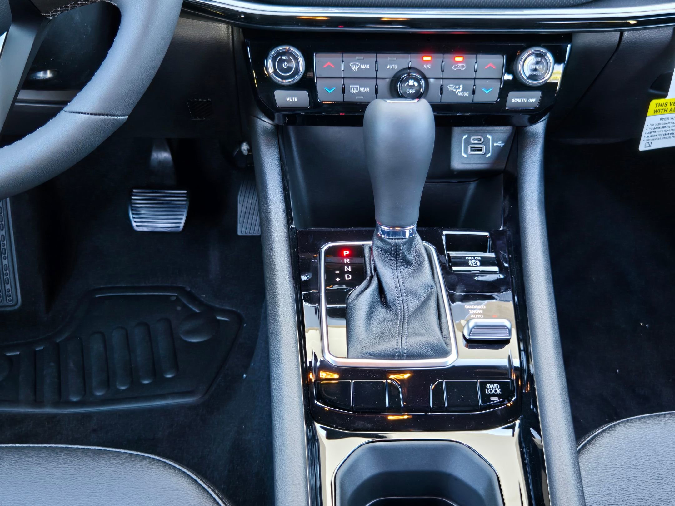 New 2026 Jeep Compass Limited image 13