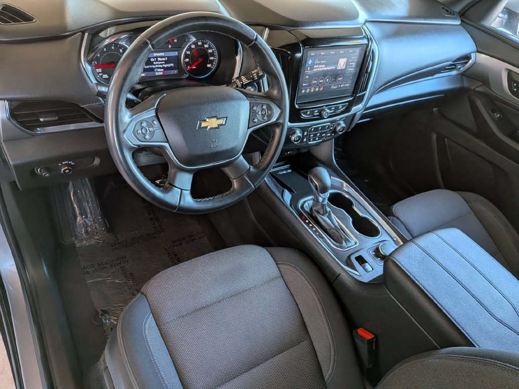 Used 2023 Chevrolet Traverse LT AWD/4WD image 16