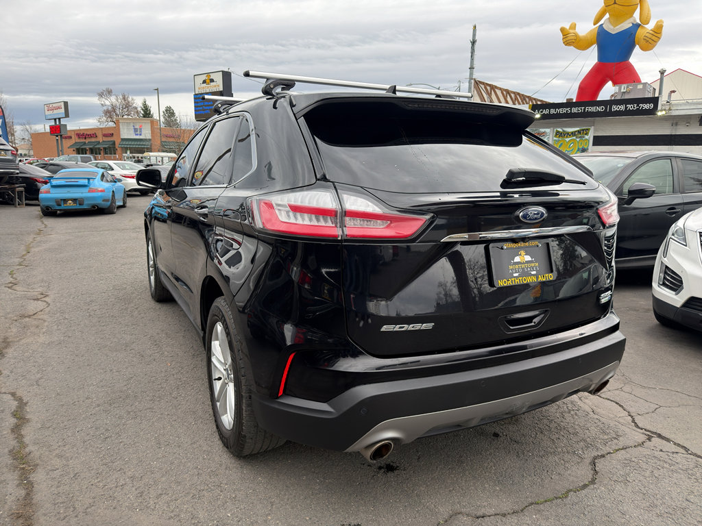Used 2019 Ford Edge SEL w/ Equipment Group 201A AWD/4WD image 4