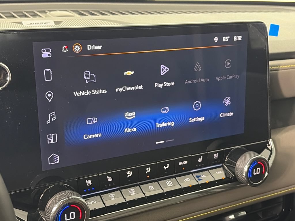 Used 2025 Chevrolet Colorado ZR2 w/ Technology Package AWD/4WD image 19