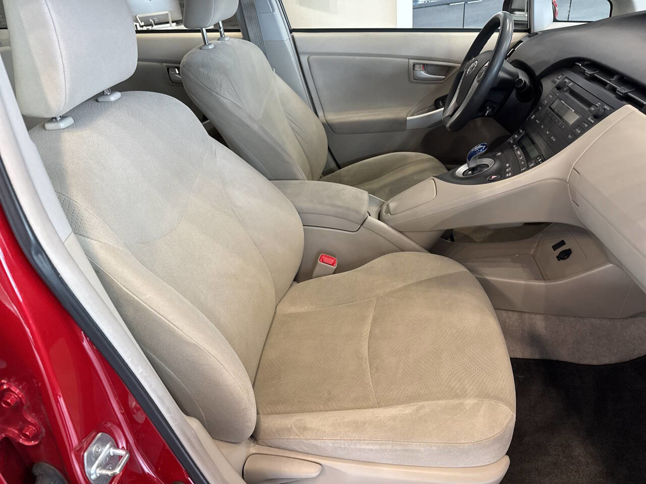 Used 2011 Toyota Prius Three image 37