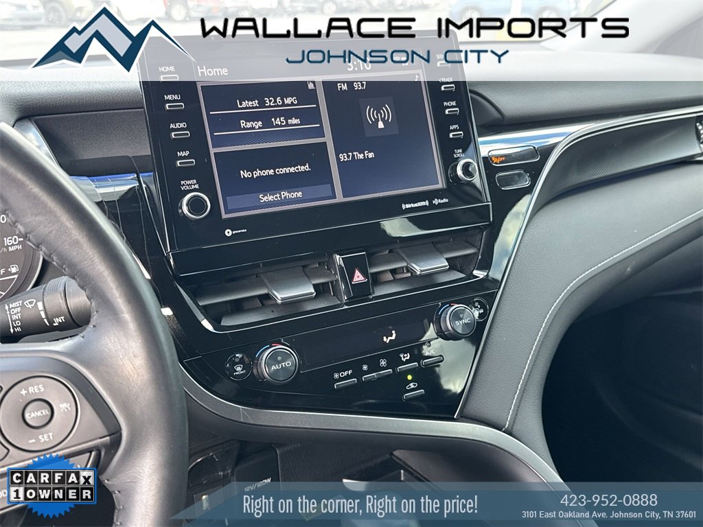 Used 2022 Toyota Camry XSE image 15