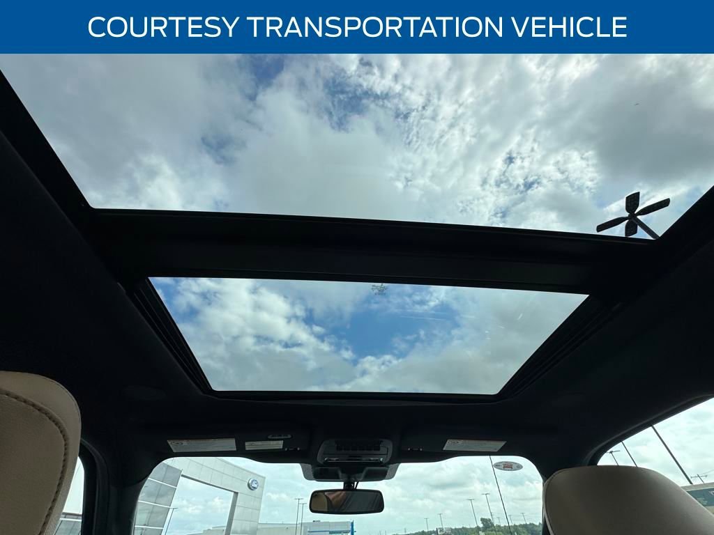 New 2025 Ford F250 Lariat w/ Lariat Ultimate Package image 8