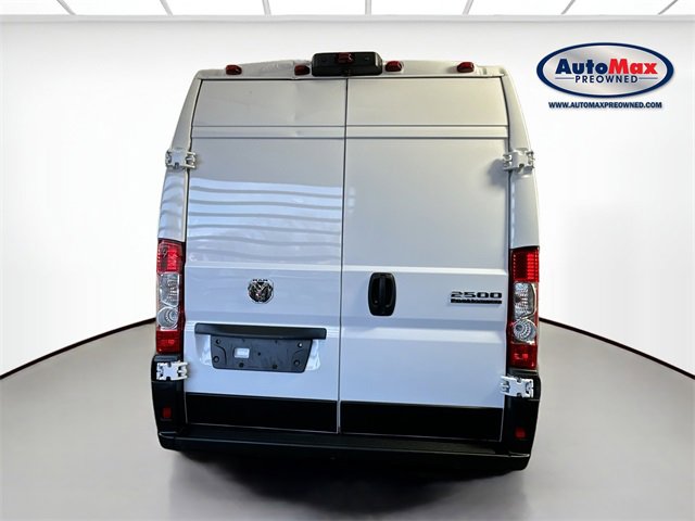Used 2024 RAM ProMaster 2500 w/ Convenience Group image 8