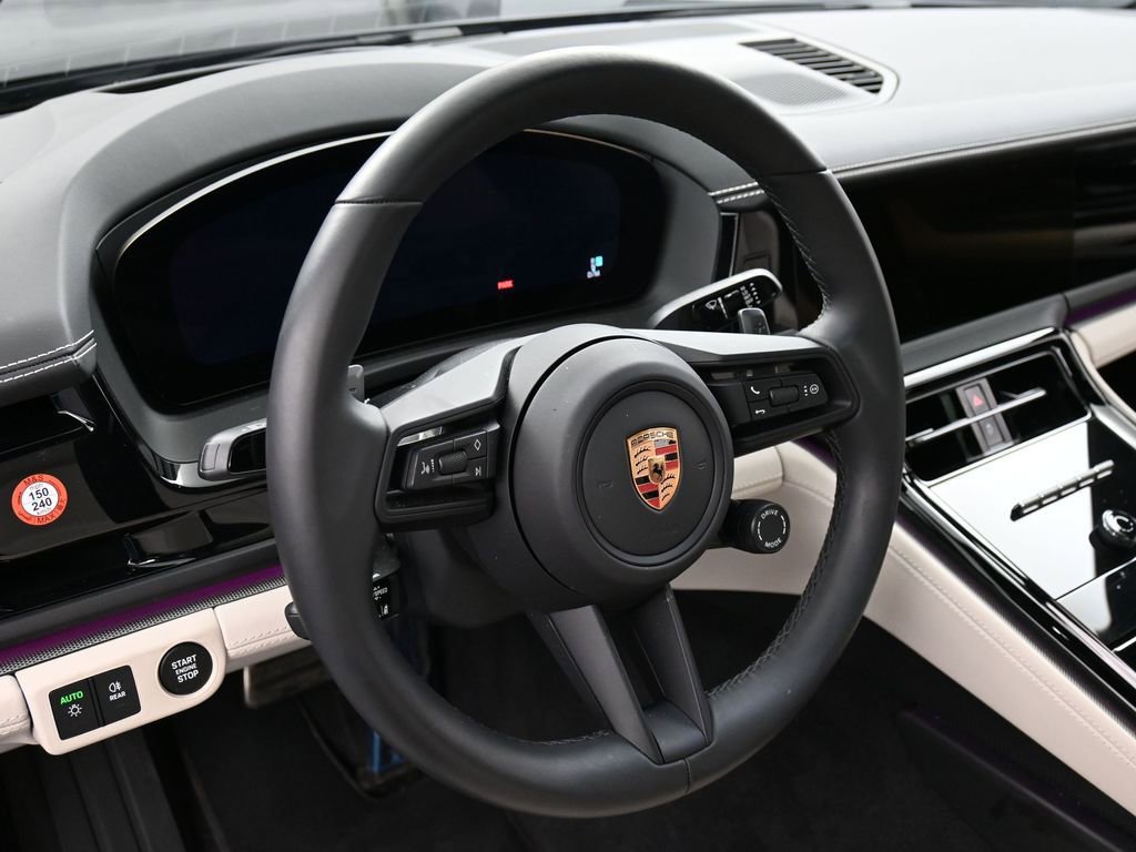 Certified 2025 Porsche Panamera 4 AWD/4WD image 16