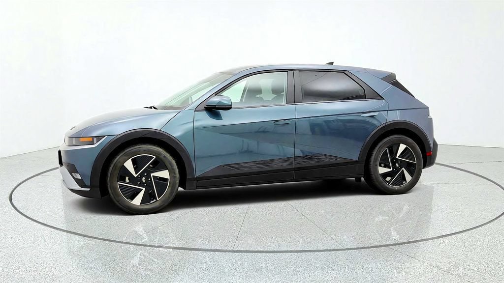 Used 2025 Hyundai Ioniq 5 SE AWD/4WD image 8