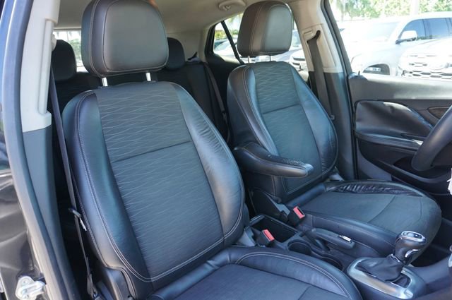 Used 2016 Buick Encore FWD image 2