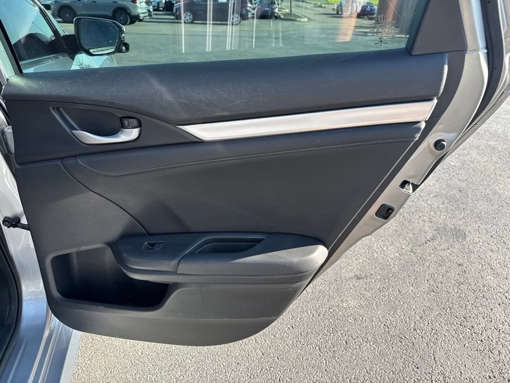 Used 2016 Honda Civic Touring image 38