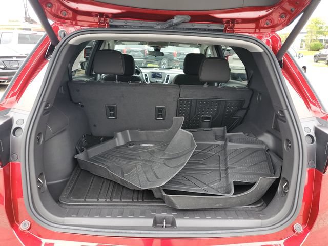 Certified 2024 Chevrolet Equinox LT w/ LPO, Floor Liner Package FWD image 7