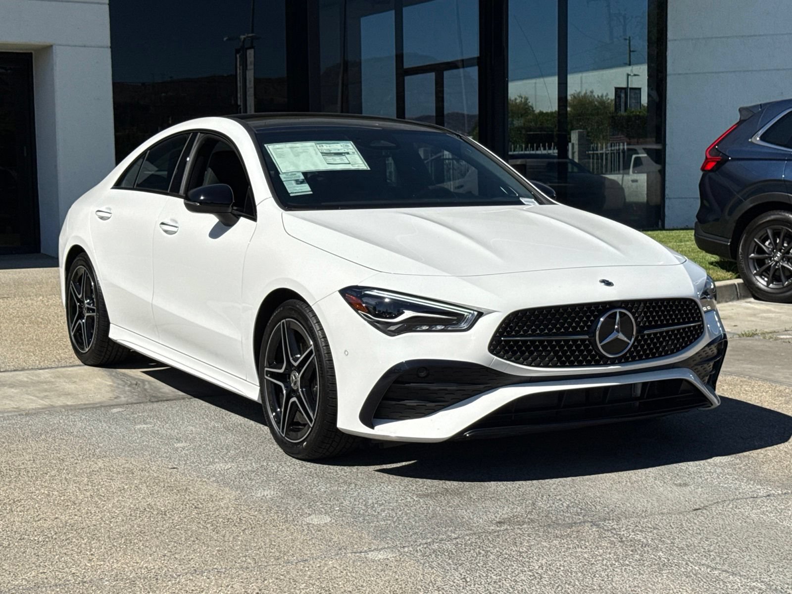 Used 2025 Mercedes-Benz CLA 250 4MATIC image 8