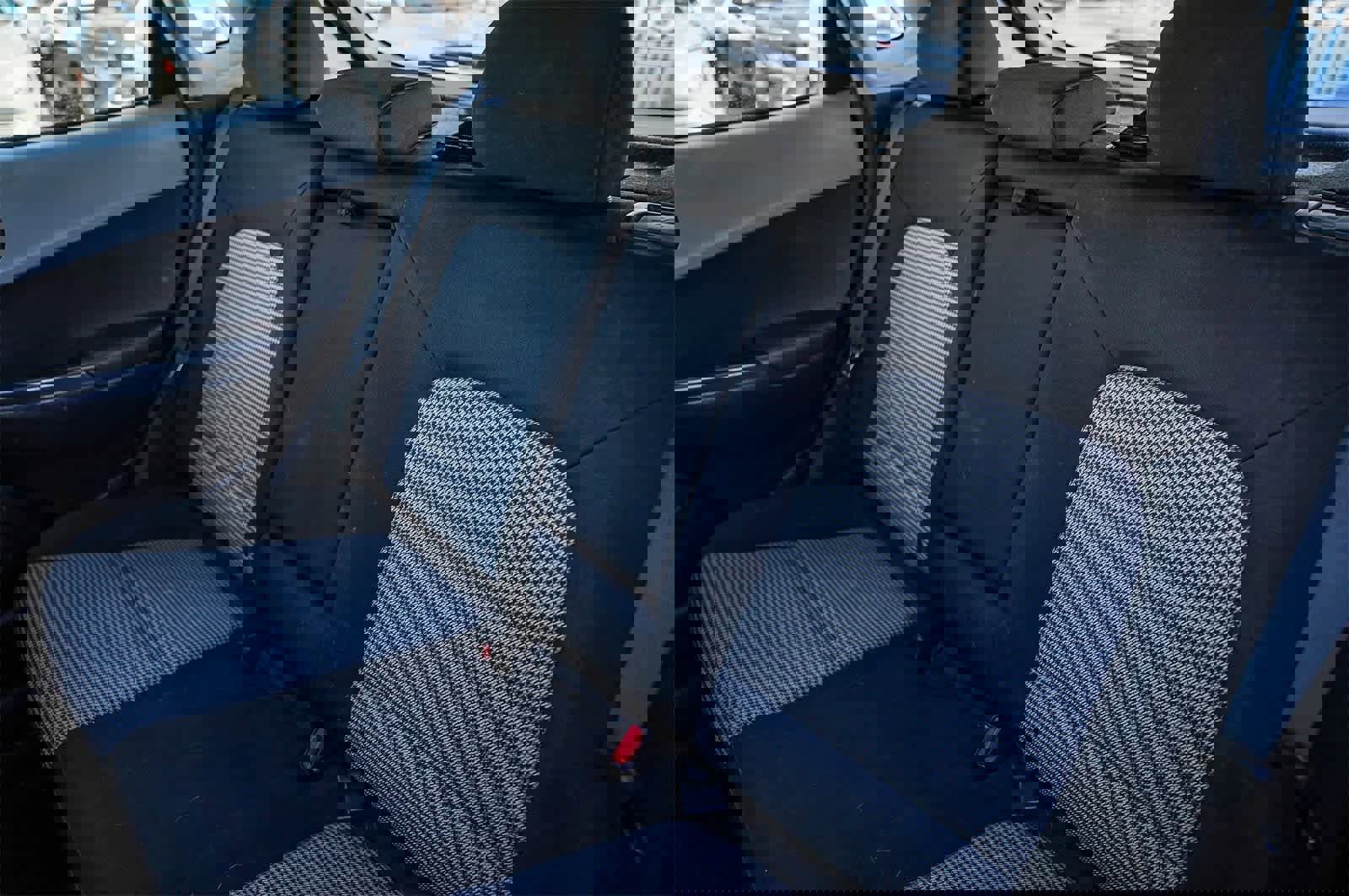 Used 2018 Hyundai Kona SE image 18