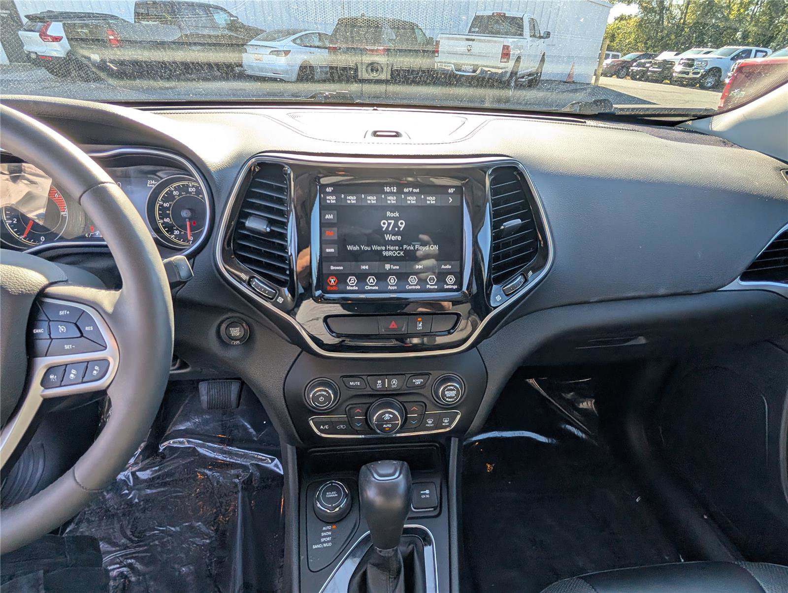 Used 2022 Jeep Cherokee Limited image 14