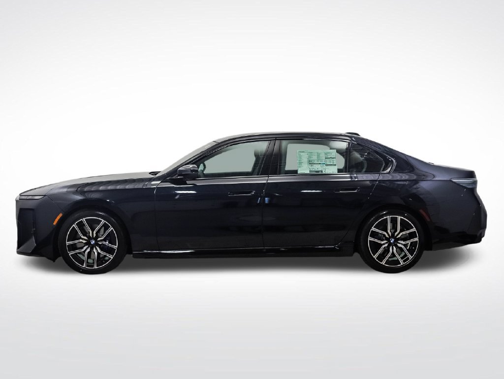 New 2027 BMW 740i xDrive w/ M Sport Package AWD/4WD image 2