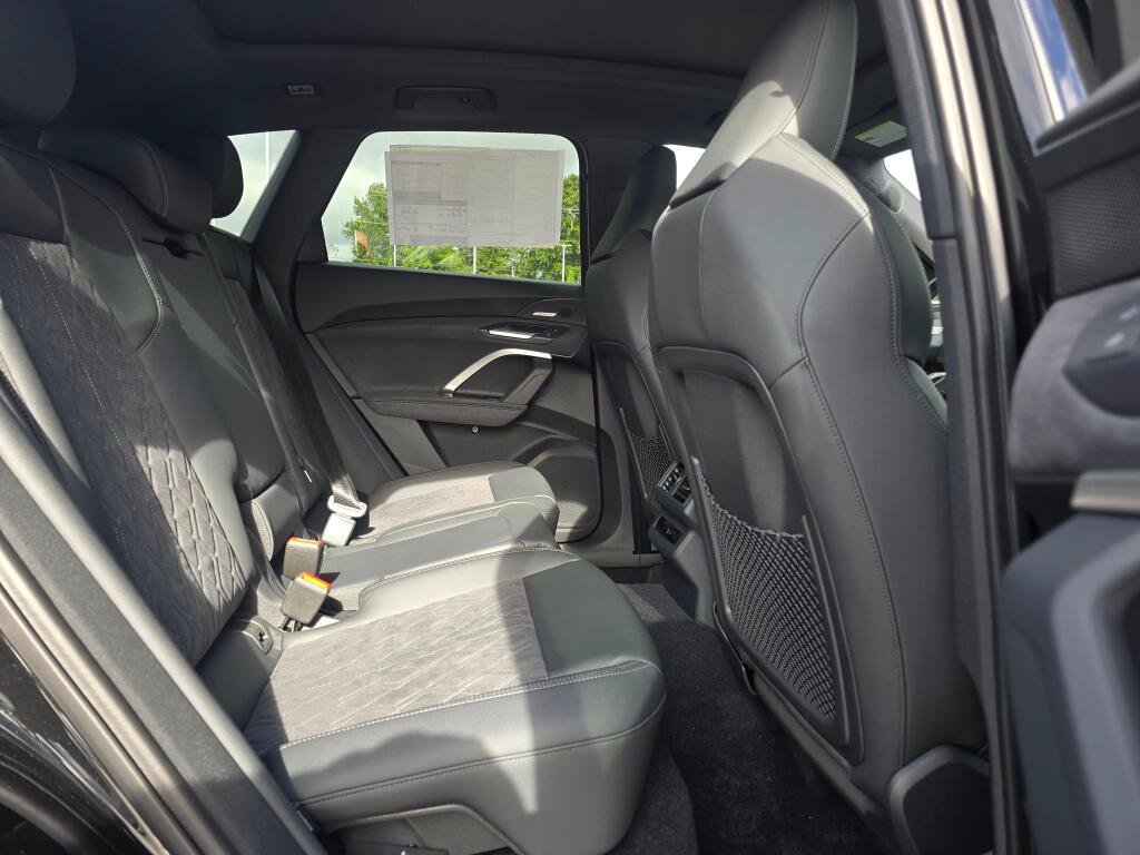New 2026 Audi SQ5 Premium Plus AWD/4WD image 22