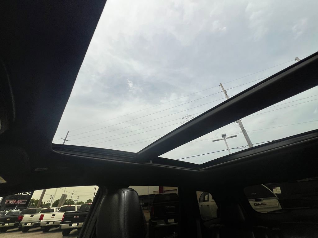 Used 2019 Jeep Grand Cherokee Limited w/ Luxury Group II AWD/4WD image 25
