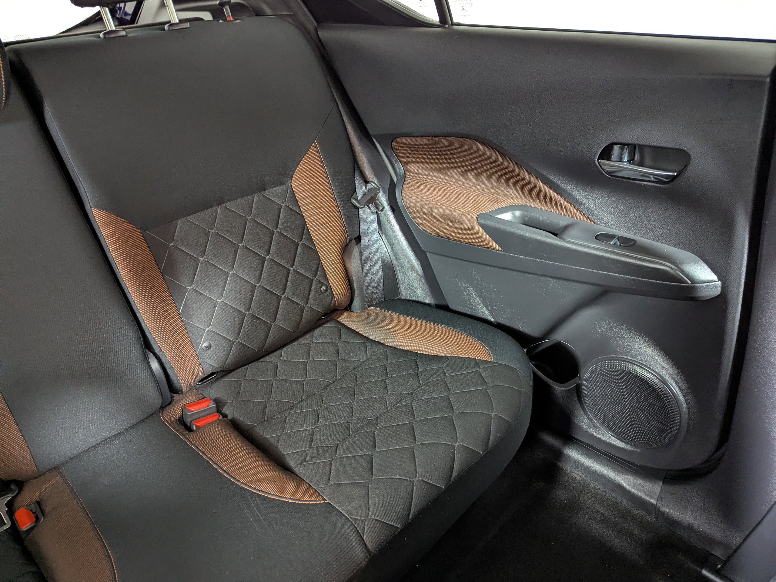 Used 2018 Nissan Kicks SR FWD image 10