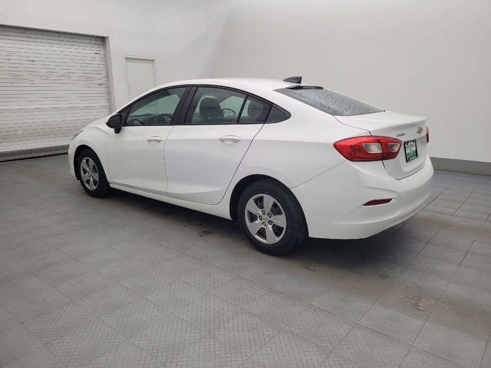 Used 2017 Chevrolet Cruze LS FWD image 3