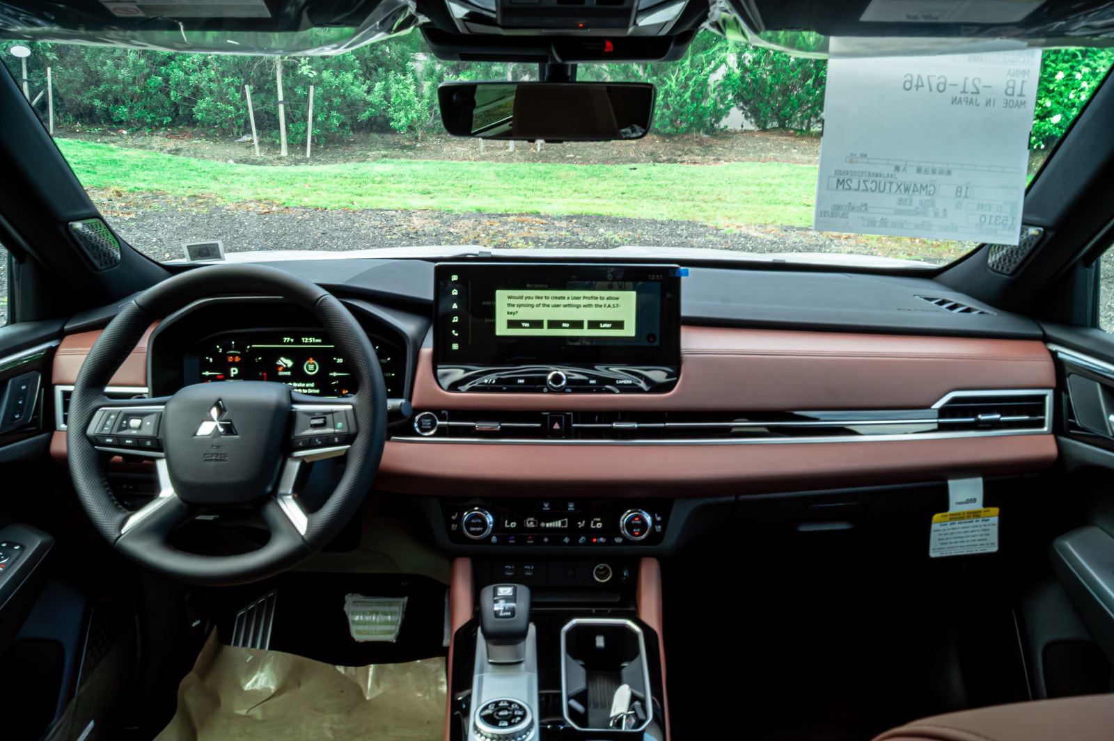 New 2025 Mitsubishi Outlander SEL image 18