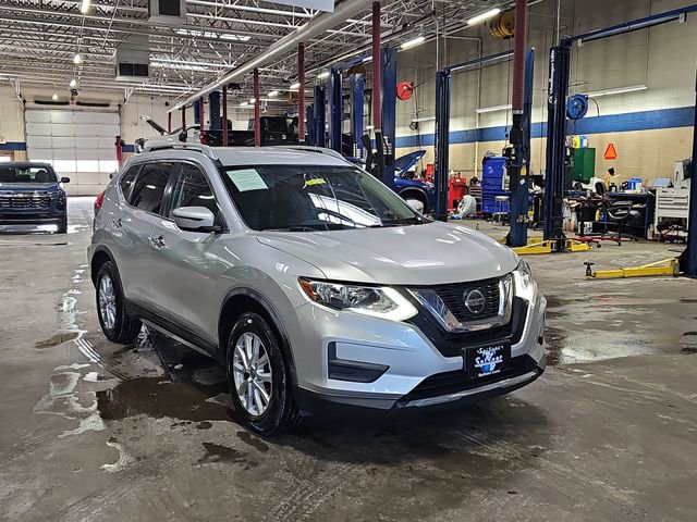 Used 2018 Nissan Rogue SV image 10