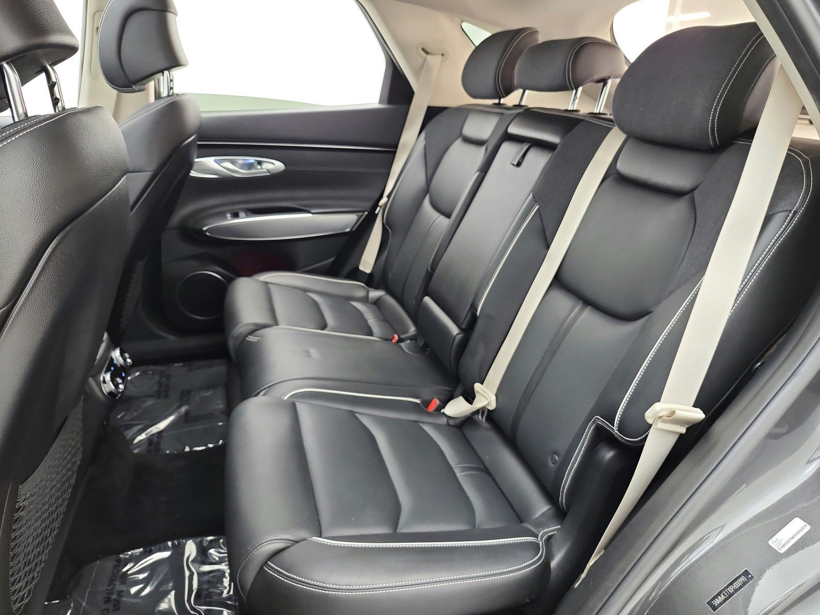 Used 2023 Genesis Electrified GV70 AWD/4WD image 24