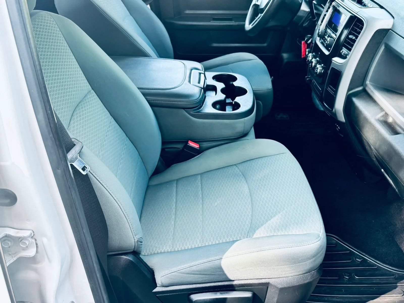 Used 2014 RAM 1500 Express AWD/4WD image 23