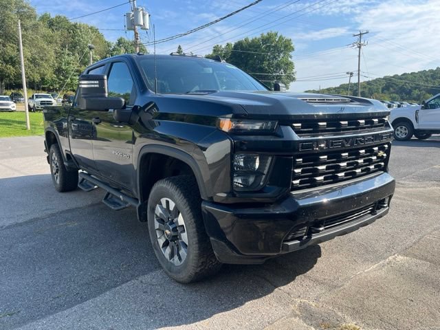 Used 2021 Chevrolet Silverado 2500 Custom w/ Custom Value Package AWD/4WD image 3