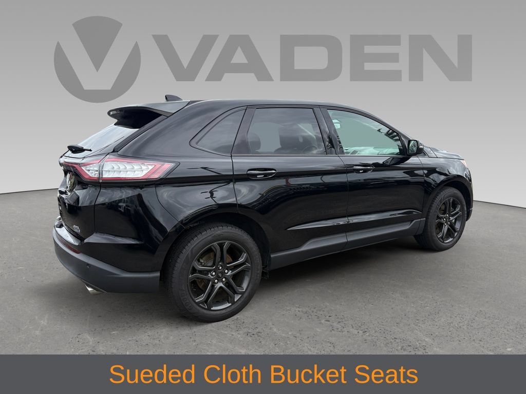 Used 2018 Ford Edge SEL w/ Equipment Group 201A AWD/4WD image 17