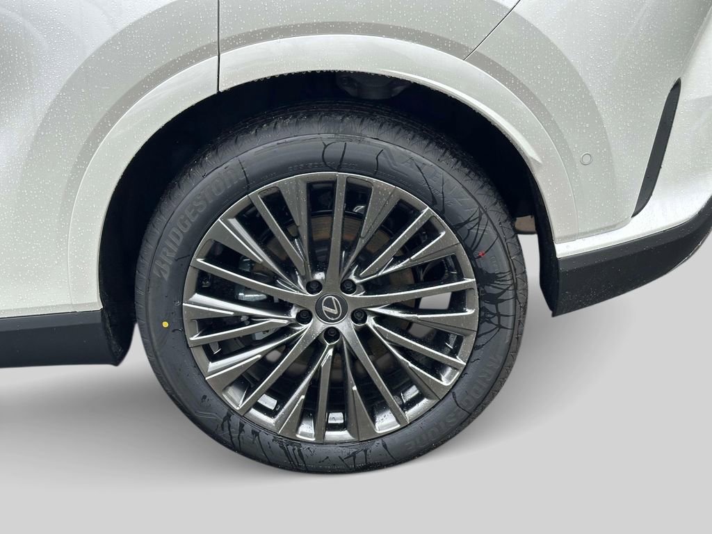 New 2026 Lexus RX 450h AWD image 11