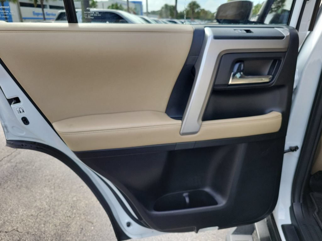 Used 2024 Toyota 4Runner SR5 Premium w/ Moonroof Package AWD/4WD image 14