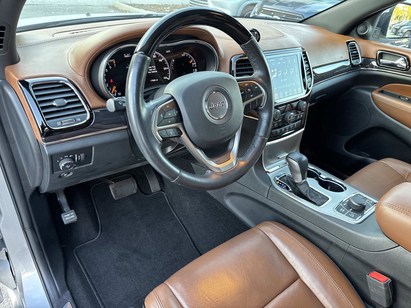 Used 2021 Jeep Grand Cherokee Overland image 21