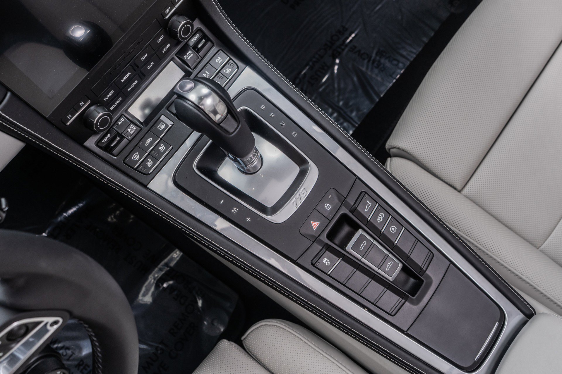 Used 2025 Porsche 718 Boxster image 28