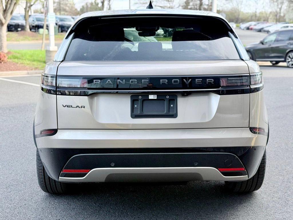 New 2026 Land Rover Range Rover Velar Dynamic SE AWD/4WD image 35