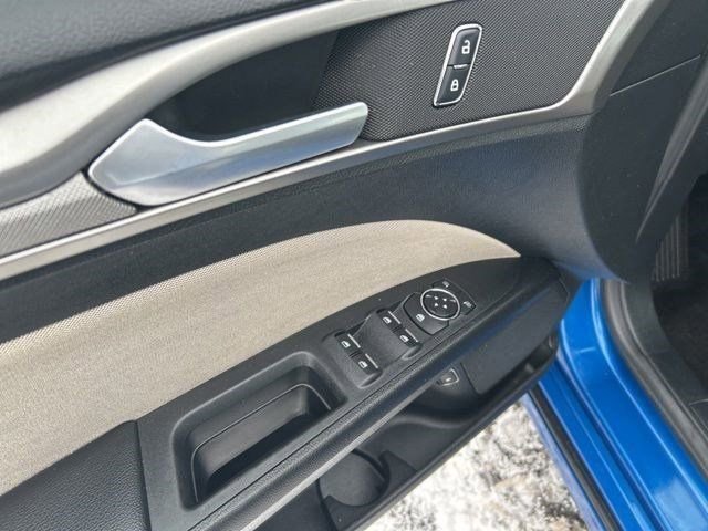 Used 2018 Ford Fusion S image 13