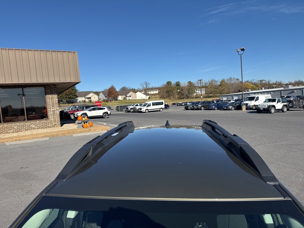 Certified 2025 Subaru Outback Premium image 9