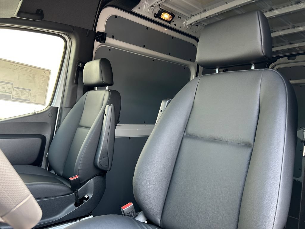 New 2026 Mercedes-Benz Sprinter 2500 image 15