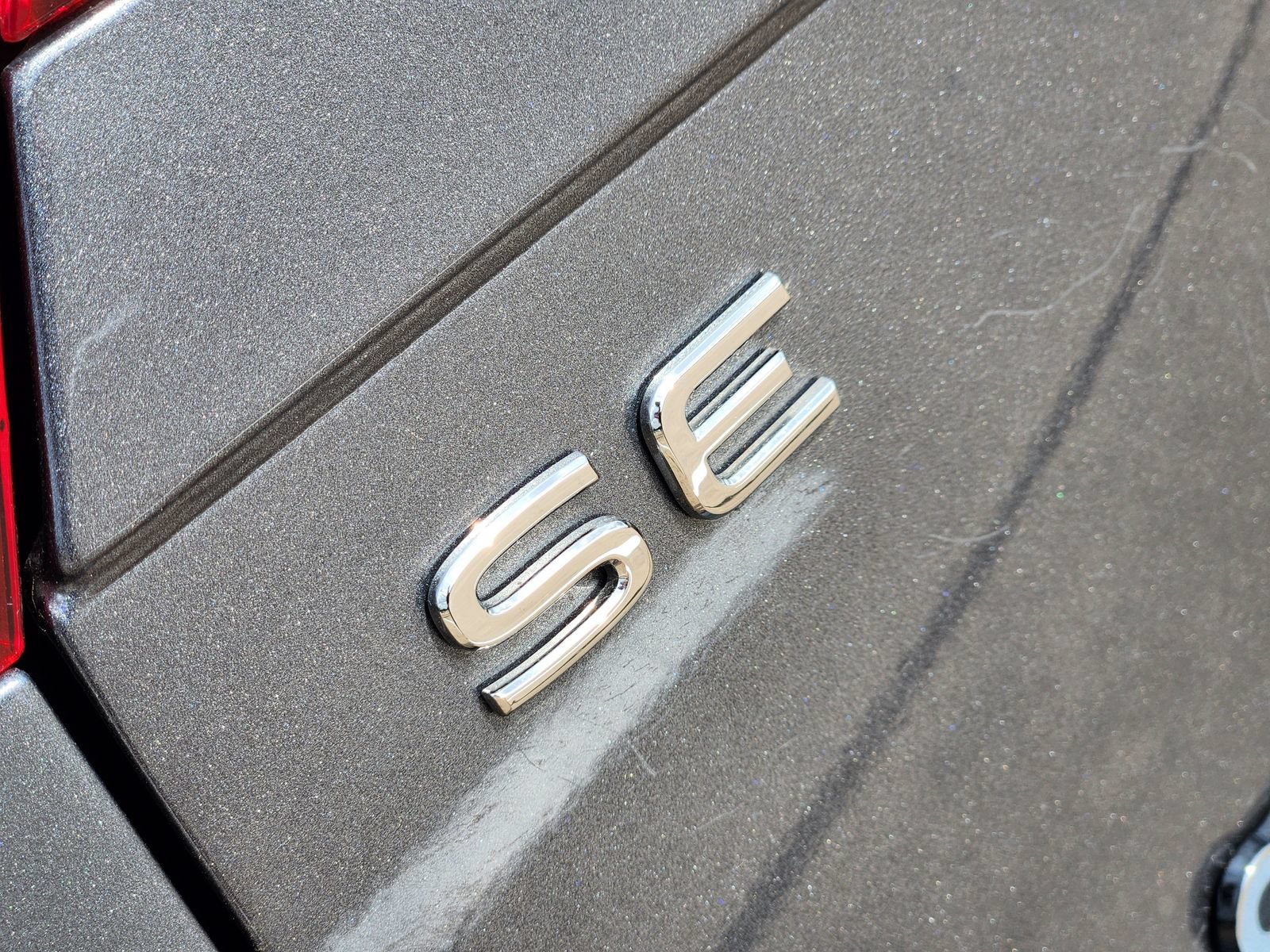 Used 2024 Volkswagen Tiguan SE R-Line AWD/4WD image 19