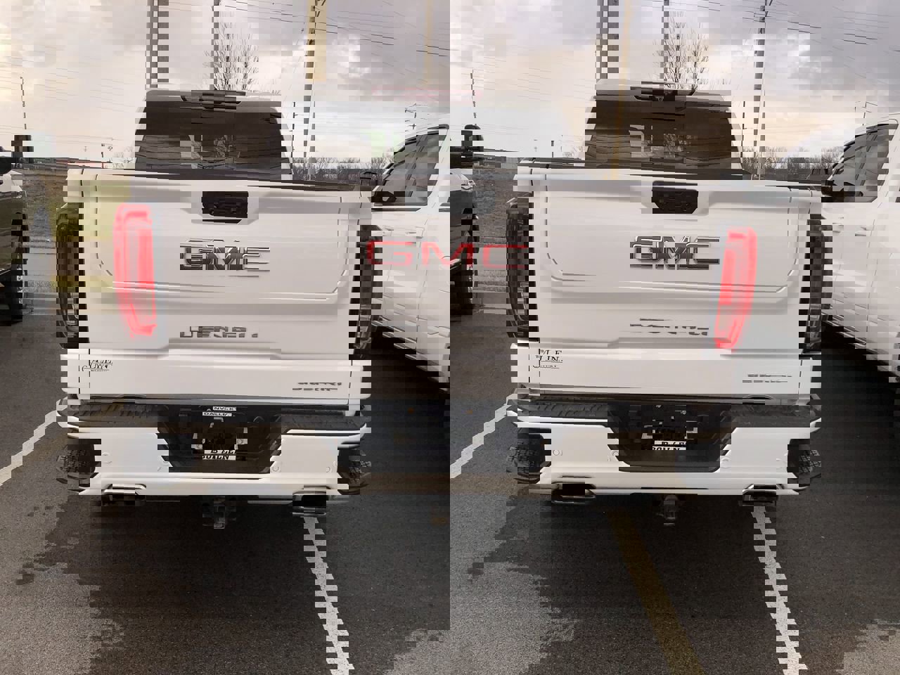 Used 2023 GMC Sierra 1500 Denali w/ Denali Reserve Package image 10