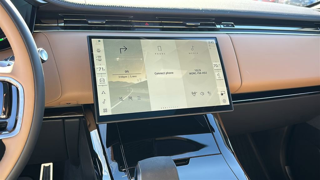 Used 2025 Land Rover Range Rover Sport Dynamic SE image 17