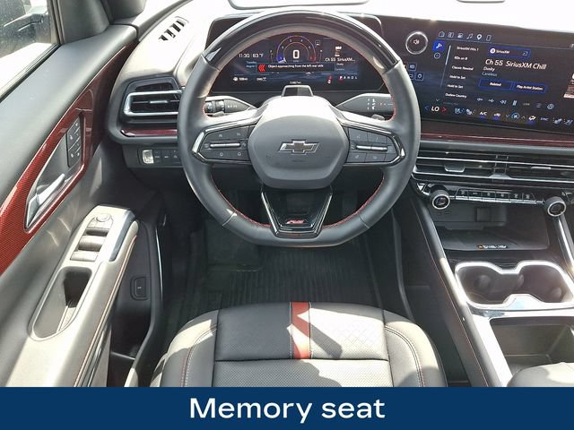 Used 2026 Chevrolet Traverse RS AWD/4WD image 3