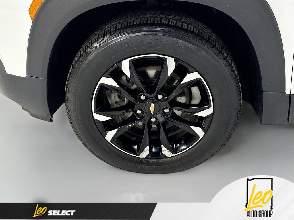 Used 2021 Chevrolet TrailBlazer LT AWD/4WD image 32