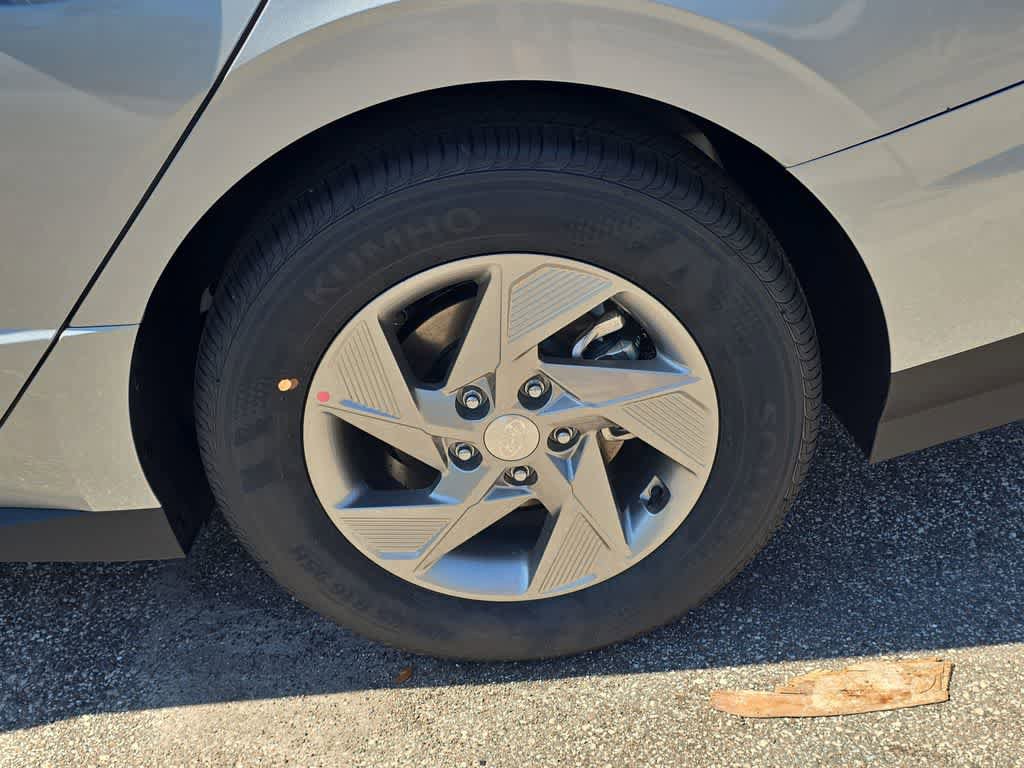 New 2026 Hyundai Sonata SE FWD image 14