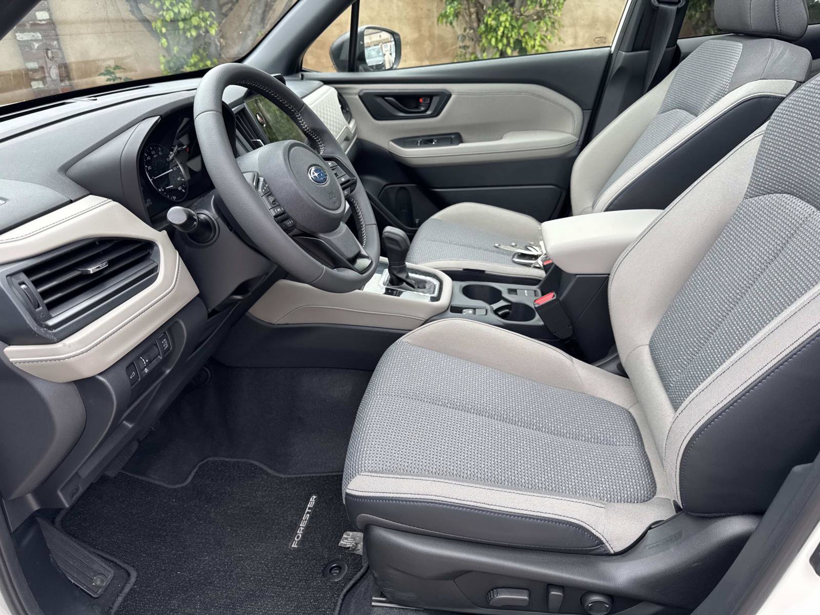 Certified 2025 Subaru Forester Premium w/ Convenience Package #1 AWD/4WD image 16