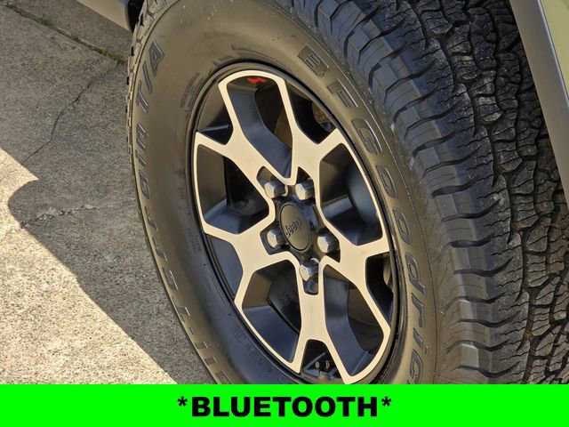 Used 2025 Jeep Gladiator Mojave w/ Convenience Group AWD/4WD image 12