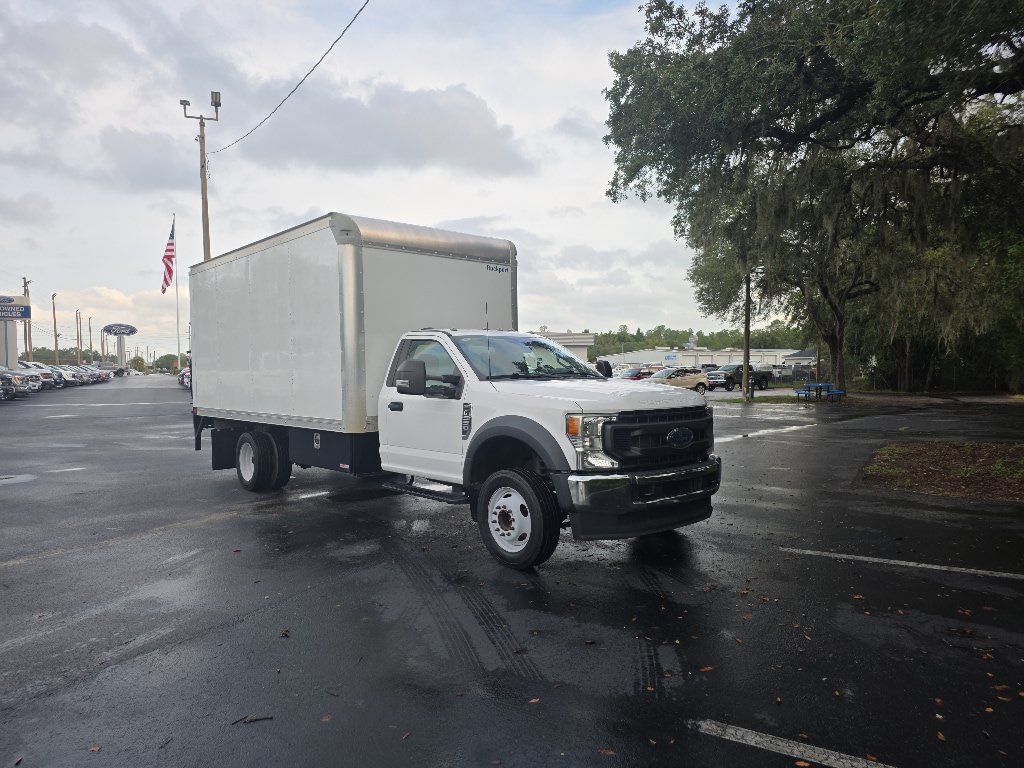 Certified 2022 Ford F550 2WD Regular Cab Super Duty image 9