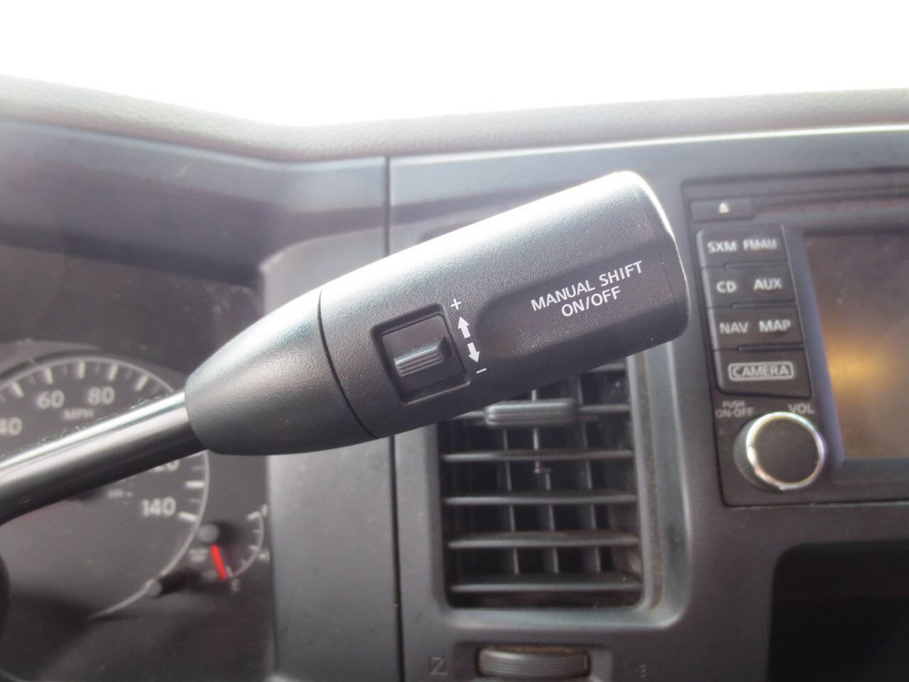 Used 2015 Nissan NV 2500 SL w/ Technology Package image 12