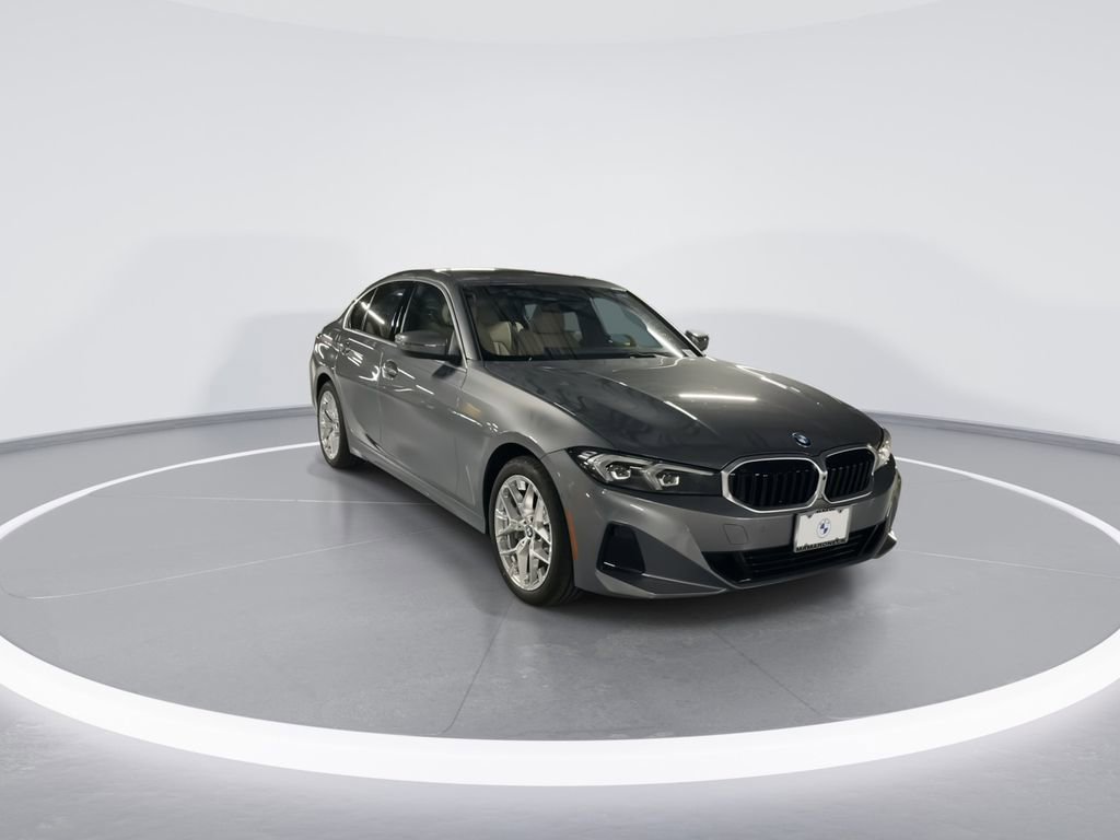 New 2025 BMW 330i xDrive Sedan w/ Convenience Package image 2