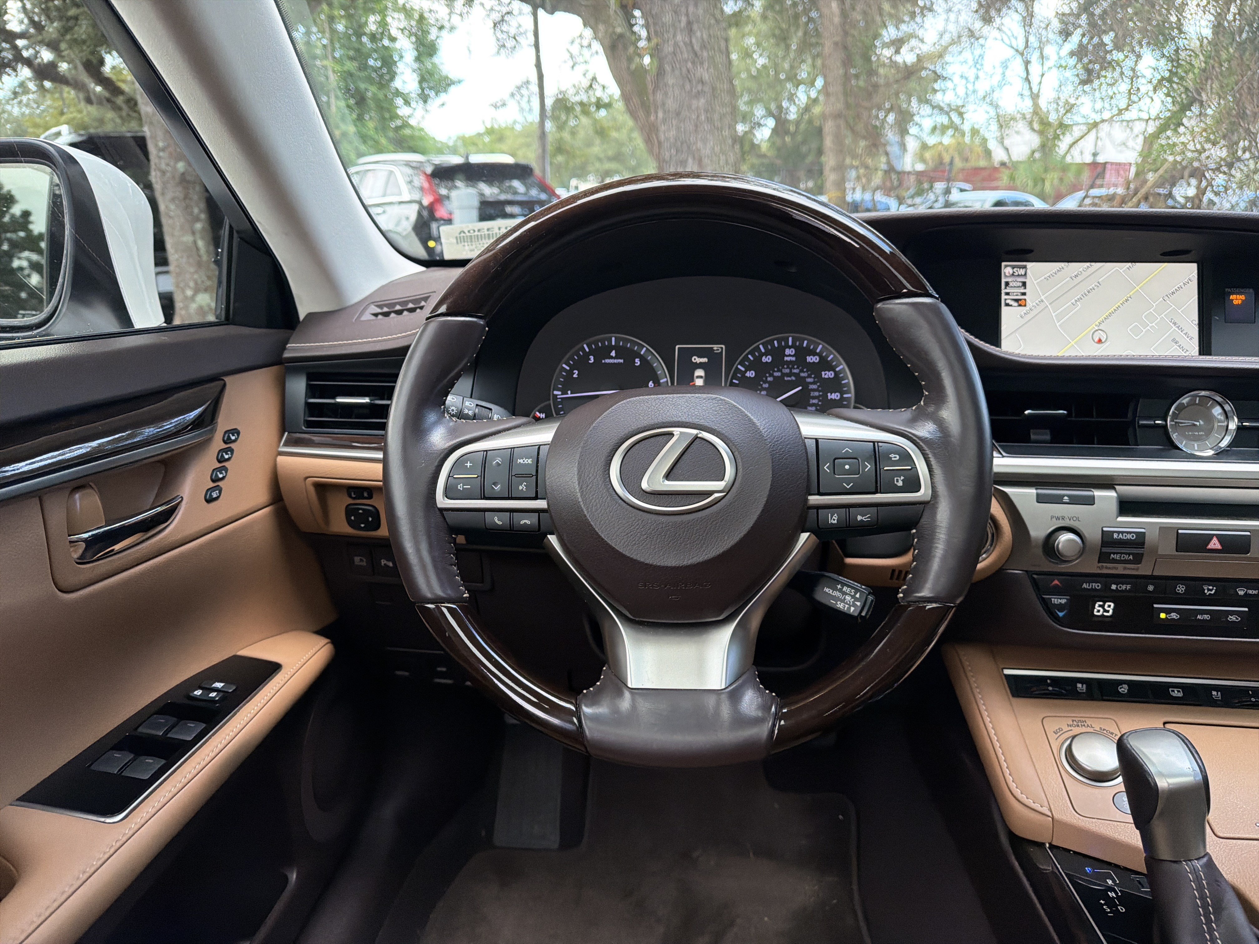 Used 2017 Lexus ES 350 FWD image 18