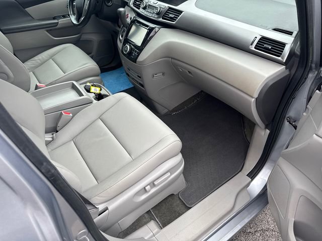 Used 2017 Honda Odyssey Touring image 13